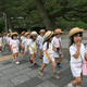 Imagen para el artículo titulado Por qué los niños en Japón caminan de forma diferente, según la ciencia